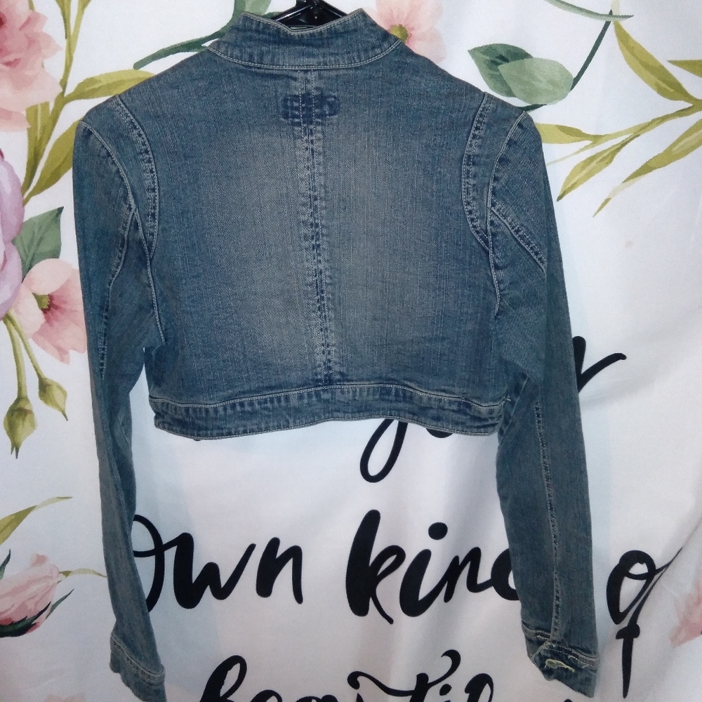 HI Jean's Medium Vintage cropped Jean Jacket - Picture 3 of 6